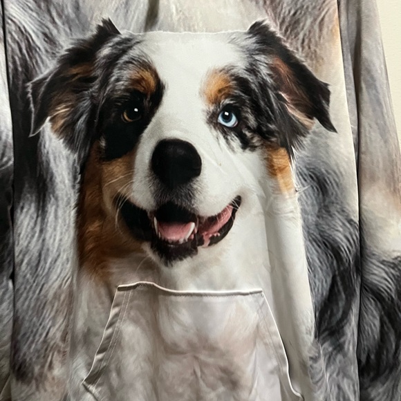Dog themed sweatshirt with hoodie and Sherpa inside - Picture 9 of 16
